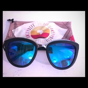 DIFF cat-eye sunglasses